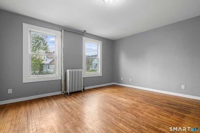 Building Photo - 38 Beacon St