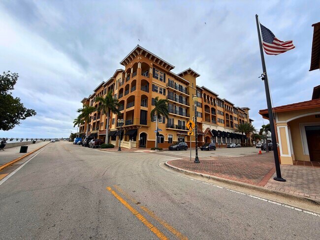 Foto del edificio - 20 Orange Ave