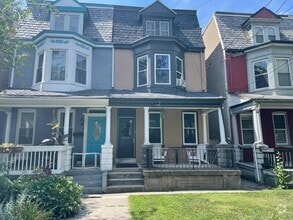 Building Photo - 816 N Duke St