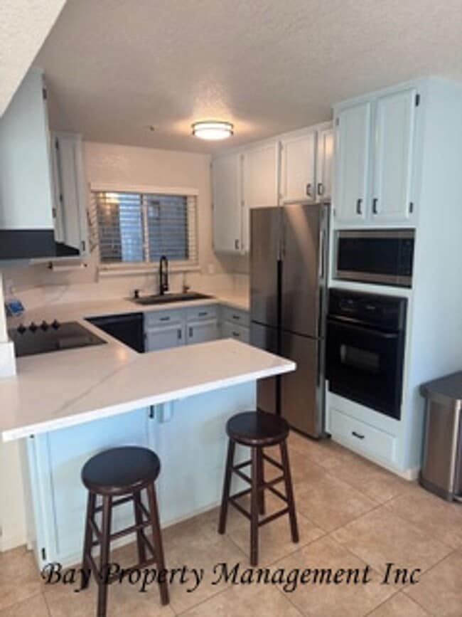 Building Photo - Coming in January! Beautiful 2 Bedroom, 2.5 Bath Home with Upgrades Throughout