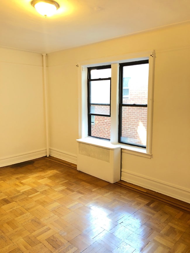 Building Photo - 140 Bay Ridge Pkwy