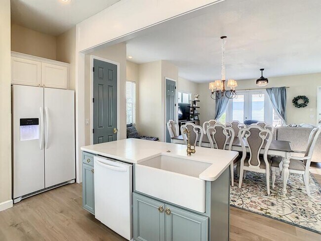 Photo - 7409 Sparkling Ct House