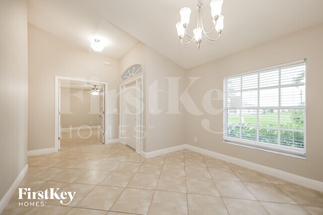 Building Photo - 346 NE 23rd St