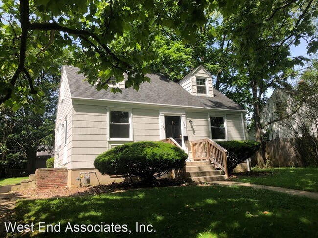 Building Photo - 3 br, 2 bath House - 924 N 28th St