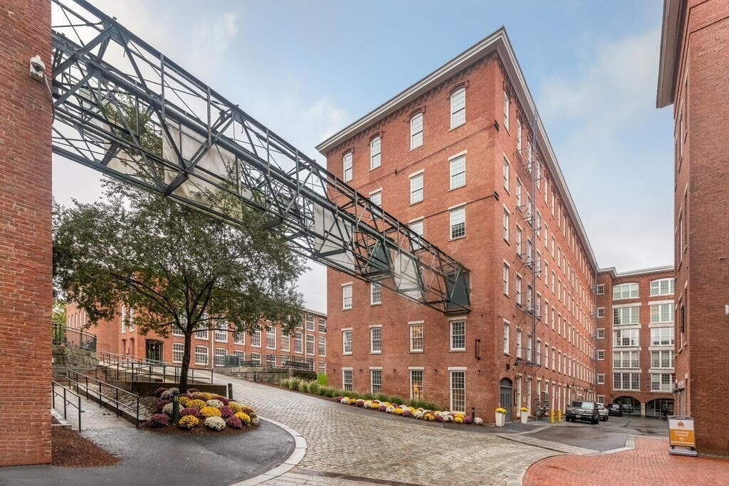 130 John St Unit 553, Lowell, MA 01852 Condo for Rent in Lowell, MA