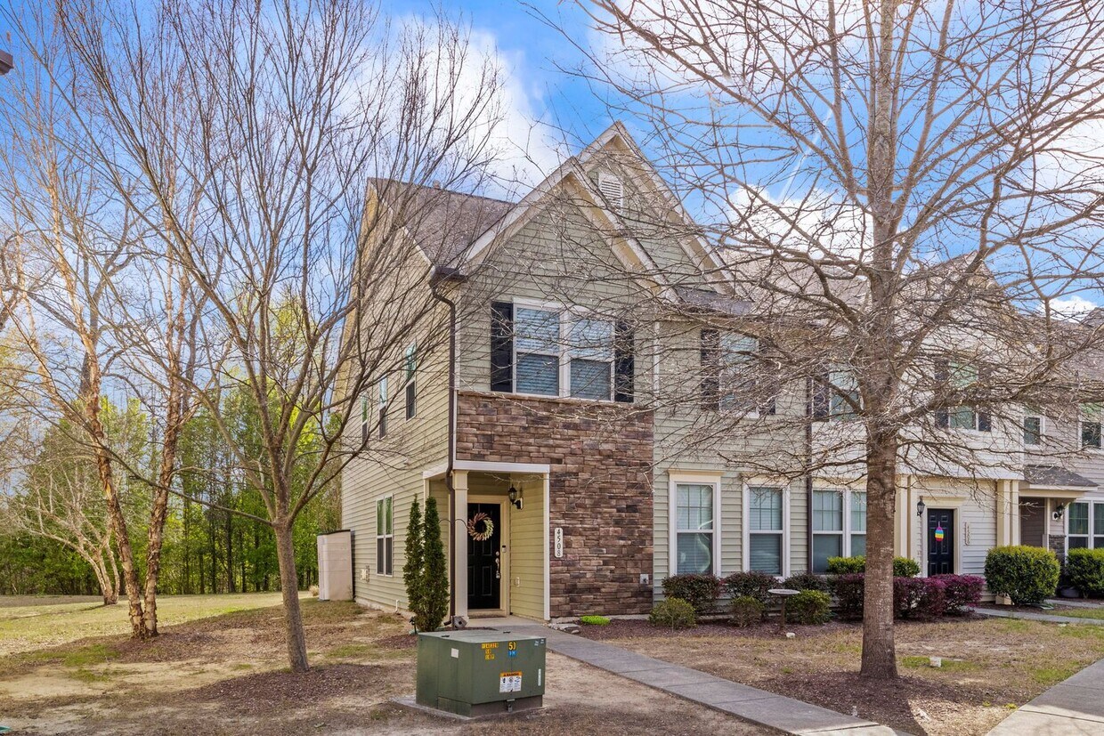 4508 Tarkiln Pl, Wake Forest, NC 27587 Townhome Rentals in Wake