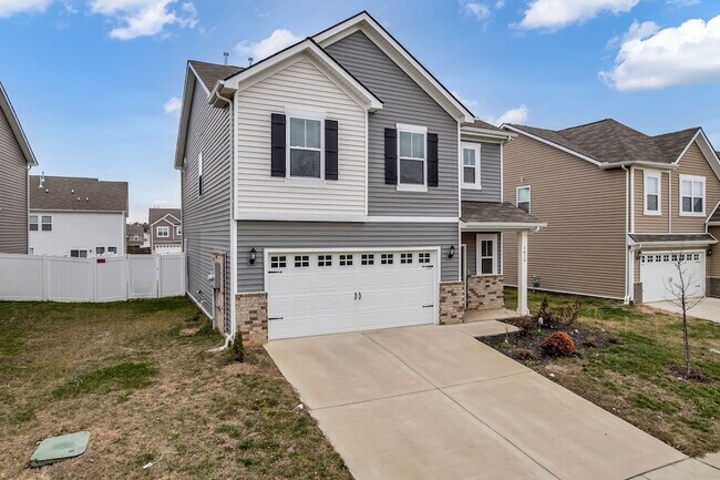 Photo - 1020 Baltusrol Ln House