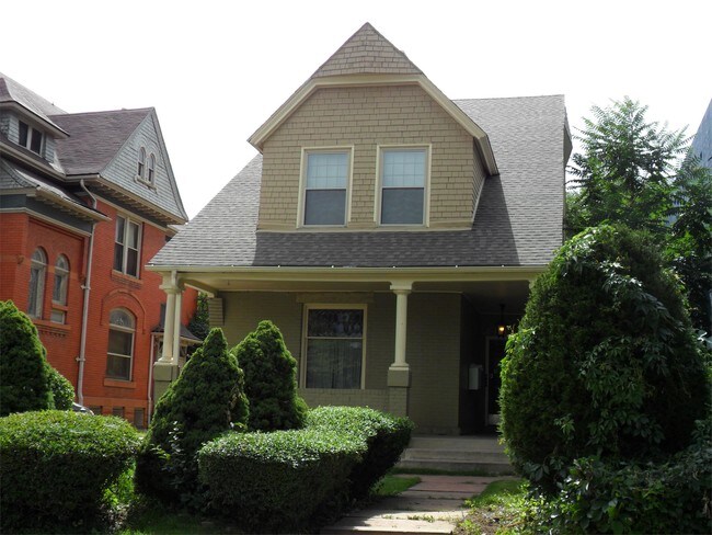 Foto del edificio - 1731 N Williams St