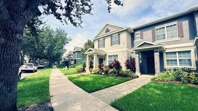 Foto del edificio - Elegant 2 Master Suite Townhome with Disne...