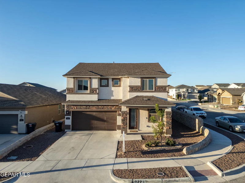 Foto principal - 12725 Ashby Ave