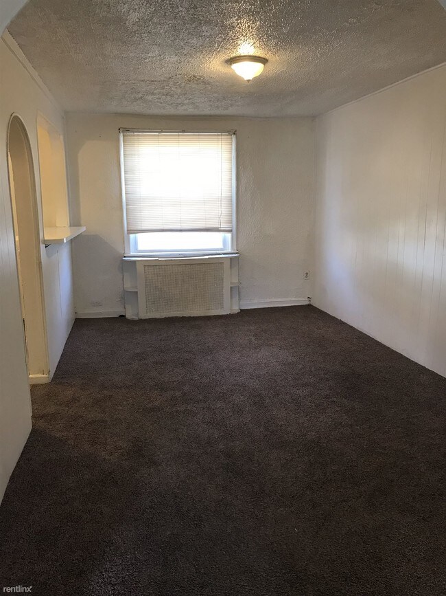Foto del edificio - 3 br, 1 bath House - 5105 Chalgrove Ave
