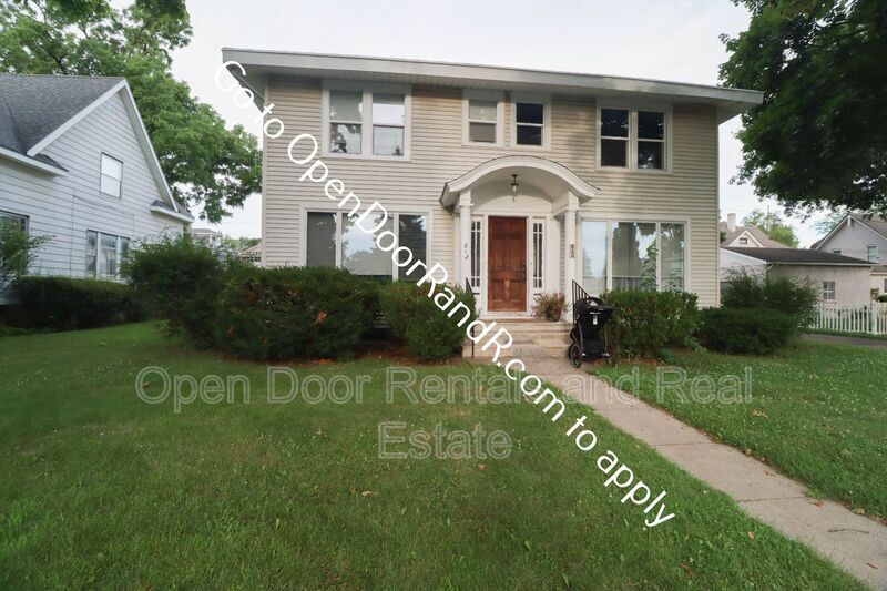 812 Midway Dr Unit 812 Midway Dr, Auburn, IN 46706 Condo for Rent in