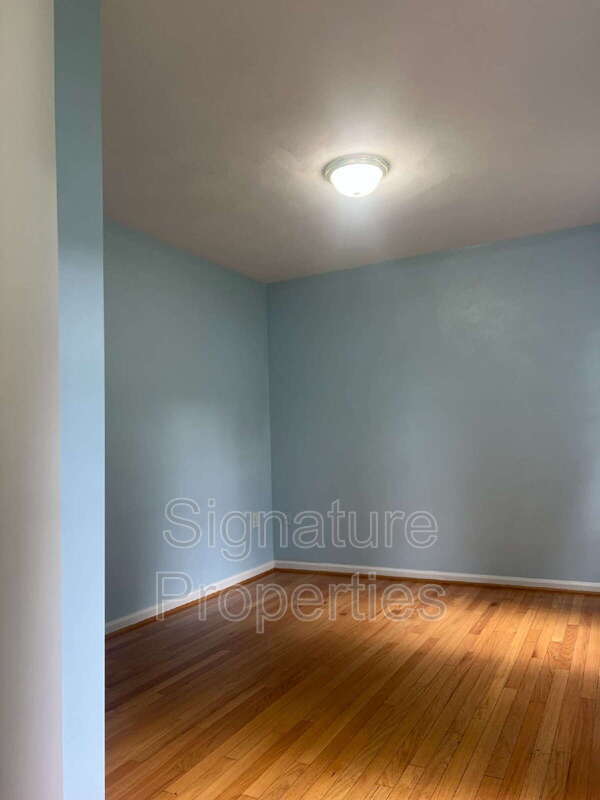 Foto del edificio - 4812 Nelms Ln NE