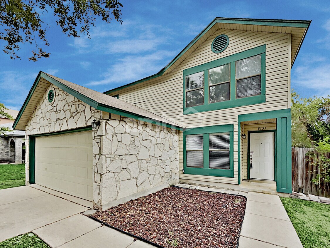 Foto principal - 8131 Cheryl Meadow Dr
