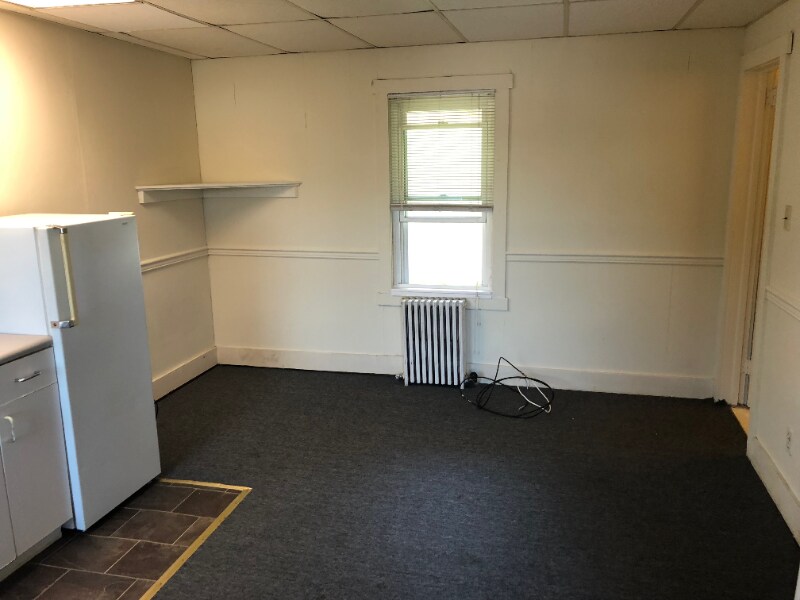 1210 N Atherton St Unit July eff, State College, PA 16803 Room for