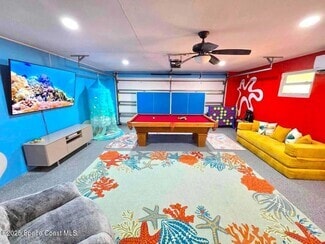 Building Photo - 363 Harbor Dr