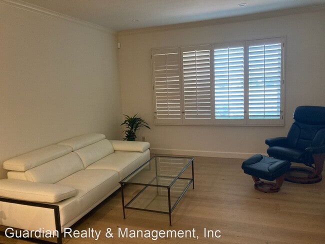 Building Photo - 3 br, 2 bath House - 2602 E Shangri La