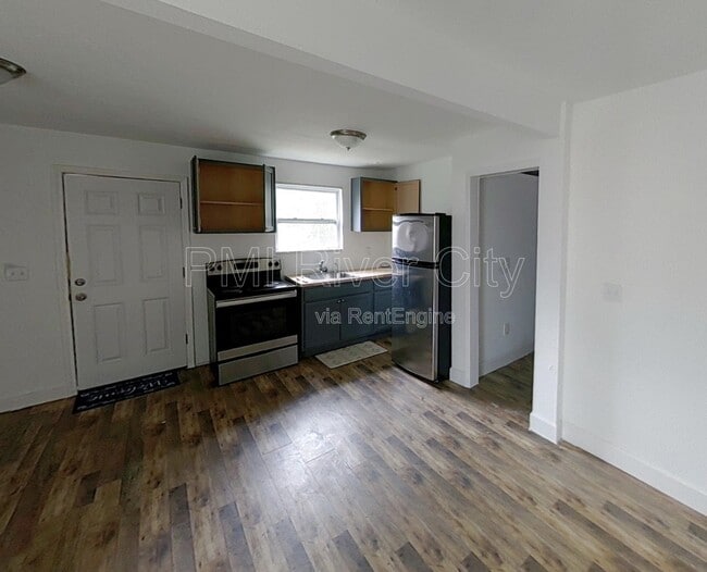 Photo - 1637 W 34th St House