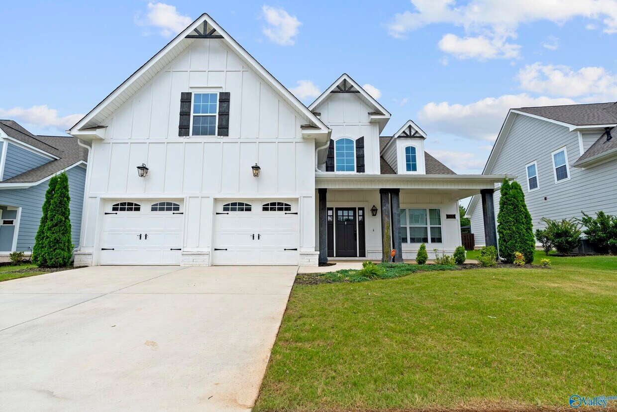 Foto principal - 6605 Waxwood Dr
