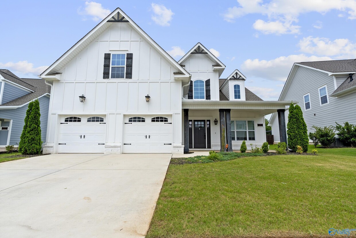 Primary Photo - 6605 Waxwood Dr