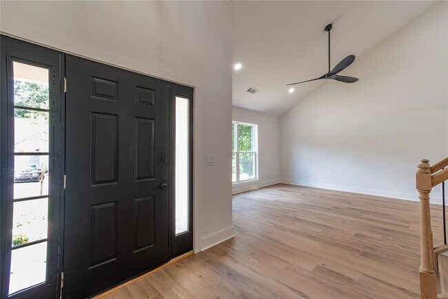 Foto del edificio - 2601 Garland Way