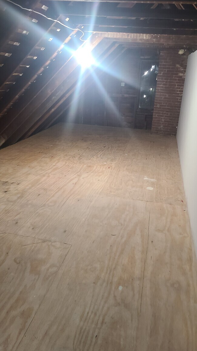 Building Photo - 56 Mulberry St