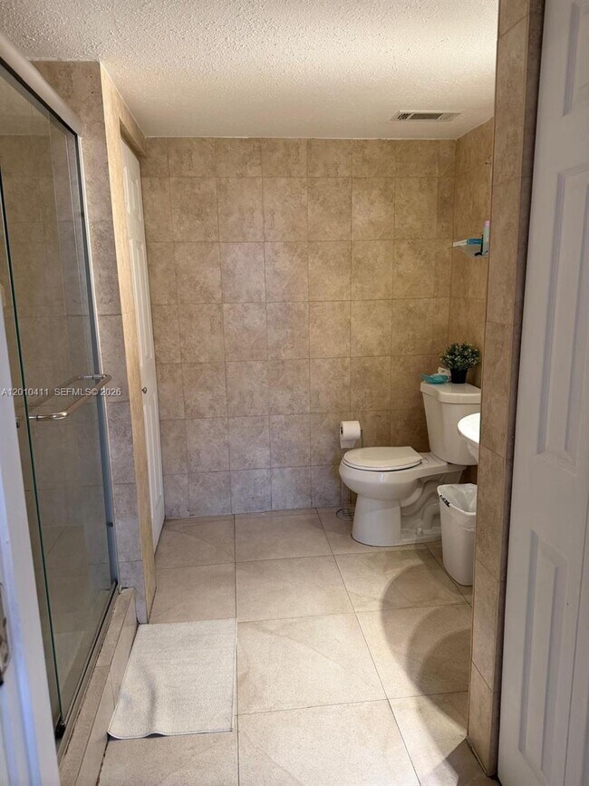 Foto del edificio - 4629 NW 97th Ct