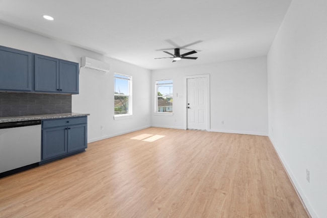 Foto del edificio - 6707 Avenue F