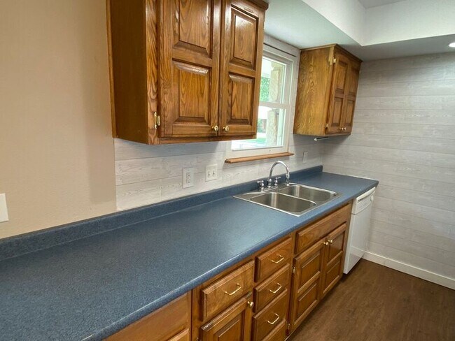 Foto del edificio - 2996 W 65th St