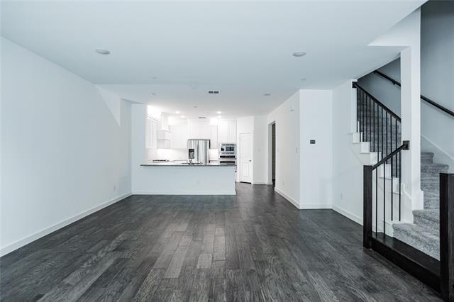 Building Photo - 1404 Navasota Trail