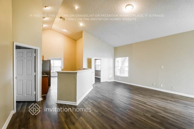 Building Photo - 2880 NW 68th Ln