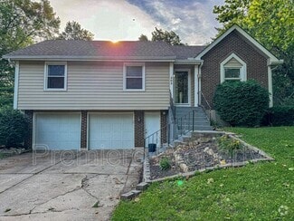 Building Photo - 203 SE Keystone Dr