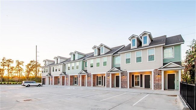 Building Photo - 3109 Green St