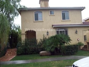 NA - 2512 Montrose Ave