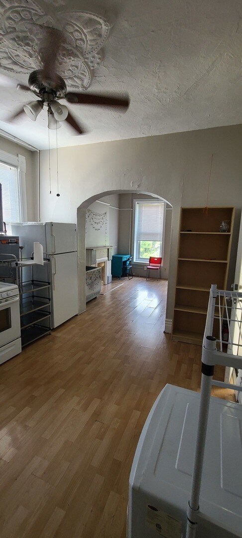 Foto del edificio - 1149 W Taylor St