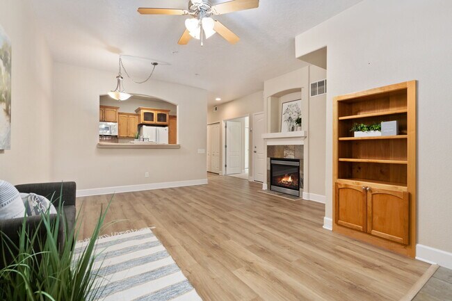 Foto del edificio - 4101 Crittenton Ln