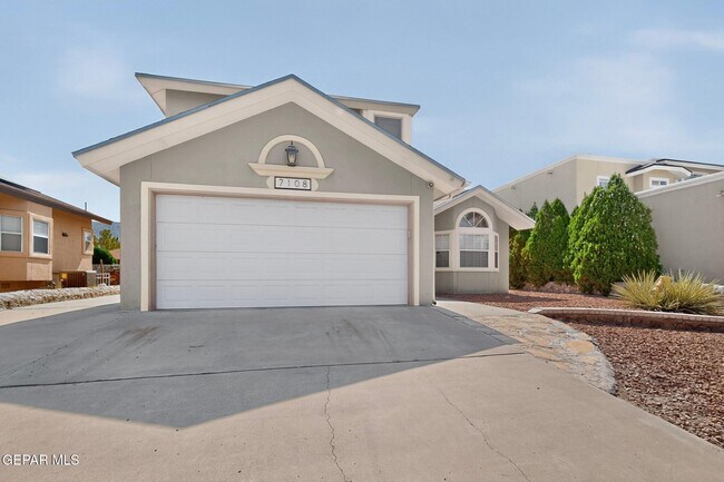 Building Photo - 7108 Feather Hawk Dr