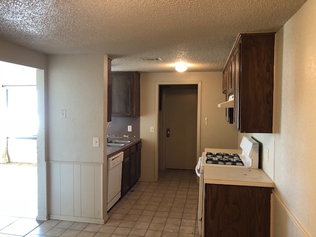 Kitchen View to garage - 12409 SW 2nd St