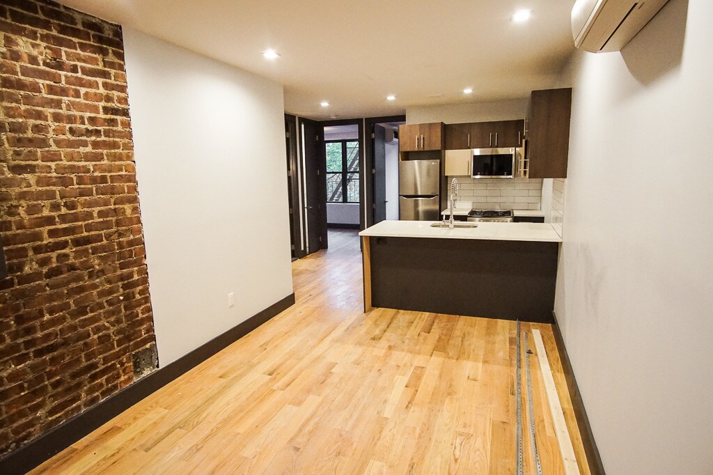 298 Schaefer St, Brooklyn, NY 11237 Apartments in Brooklyn, NY