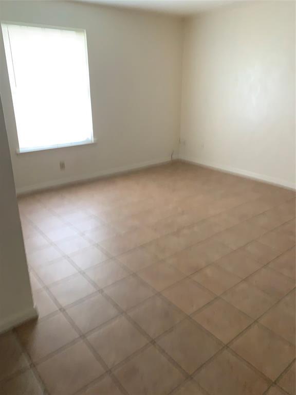 Building Photo - 1502 Blackwell Dr