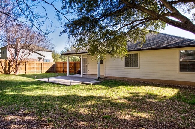 Building Photo - 10700 Beard Ave