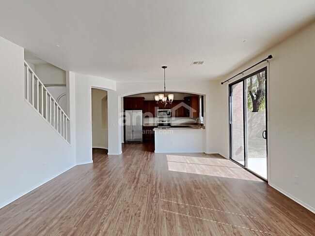 Building Photo - 2357 W Sleepy Ranch Rd