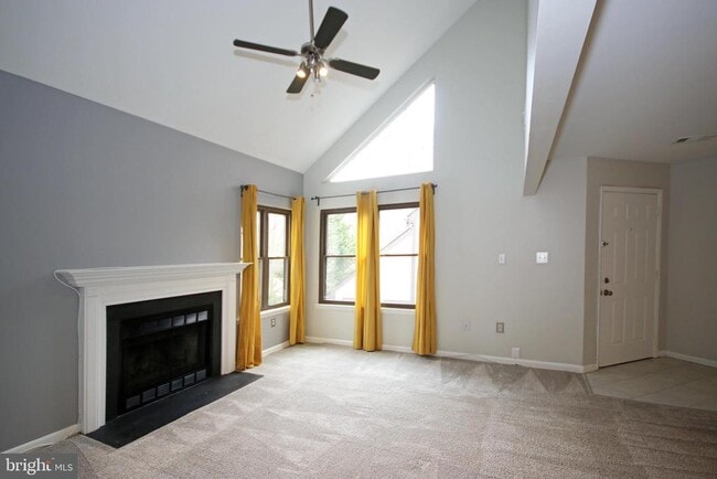 Foto del edificio - 3801 Ski Lodge Dr
