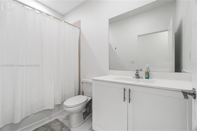 Building Photo - 13305 SW 190th Ter