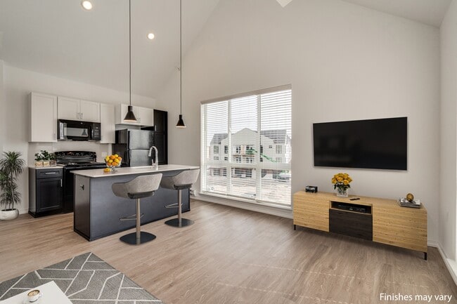 Building Photo - Uptown Square Apartments