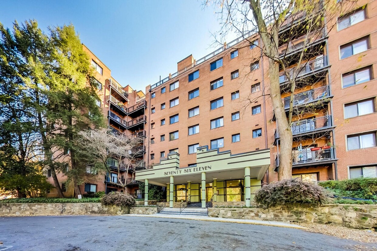 2BD/1BA Takoma Park Condo in Elevator Building - 2BD/1BA Takoma Park Condo in Elevator Building