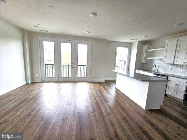 Foto del edificio - 43400 Farringdon Sq