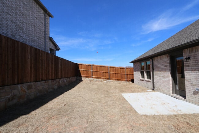 Foto del edificio - 616 Frst Pk Pkwy