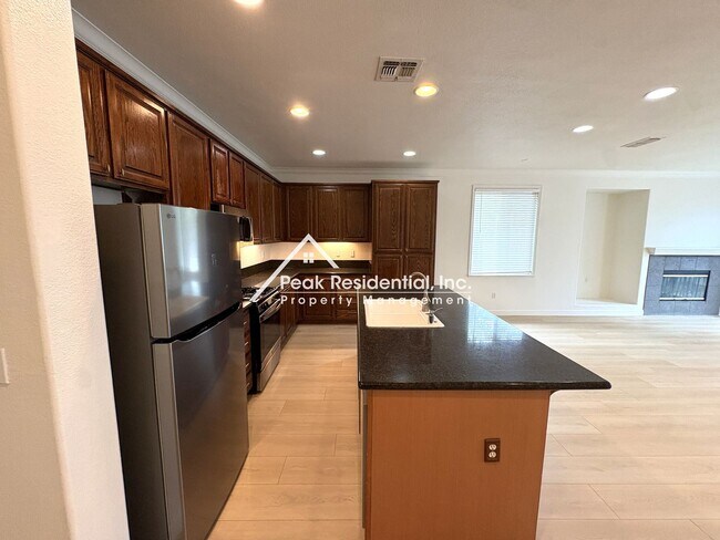 Foto del edificio - Very Nice Elk Grove 3bd/2ba Home!