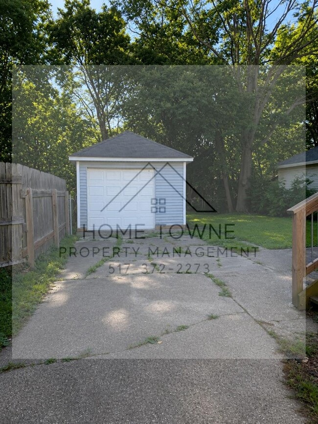 Photo - 424 N Clemens Ave House